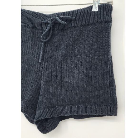 Reformation Sanzo Women's‎ Knit Shorts Size Medium Black Pull On Sweater Shorts - Picture 4 of 6